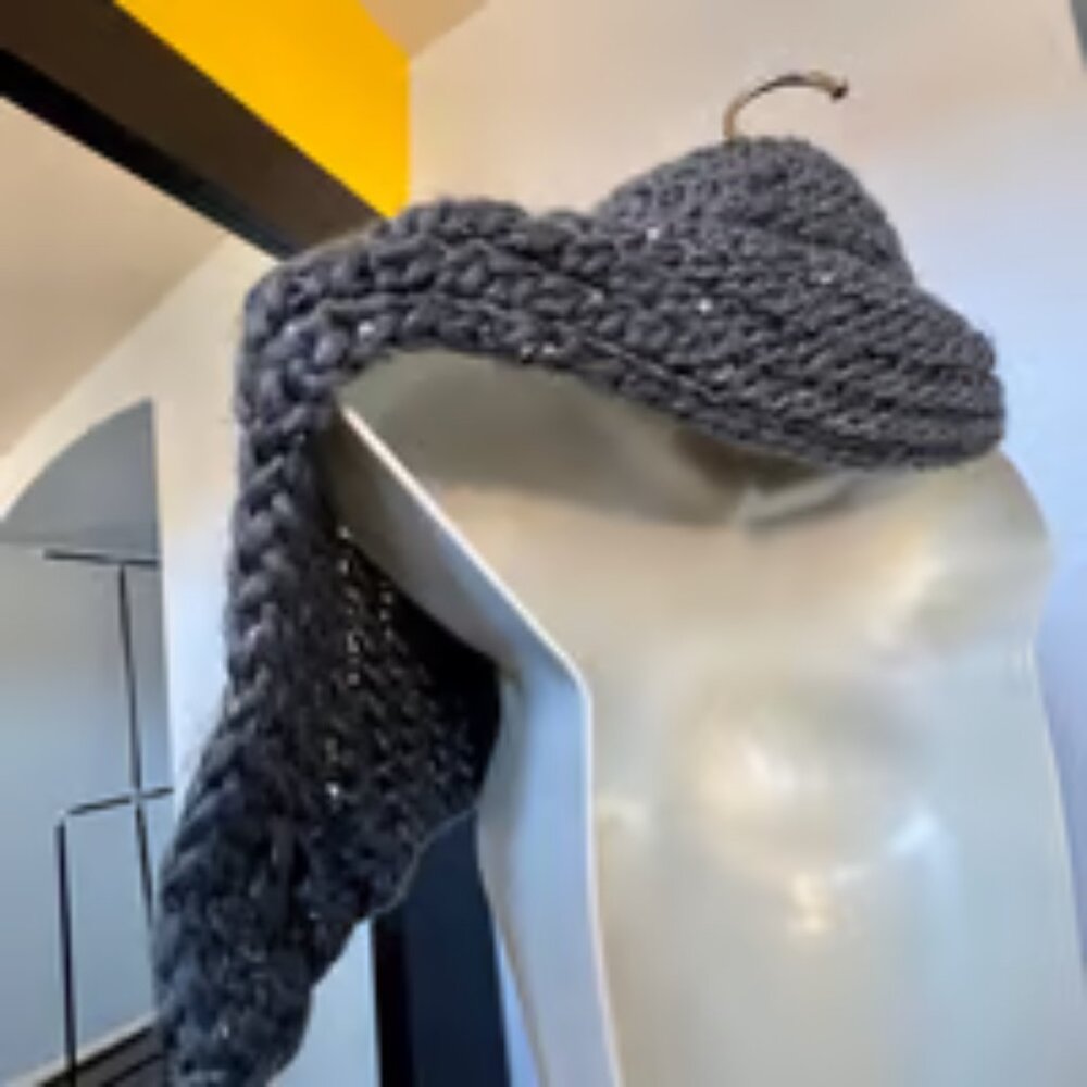 Handmade Scarf - Picture 3 of 3